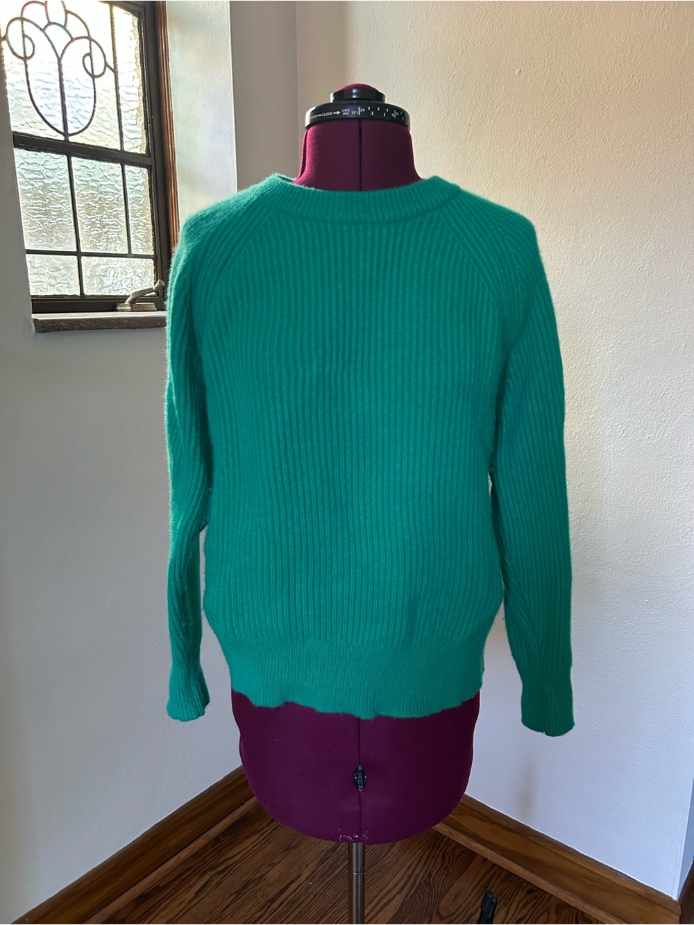 ยทJ Crewยท Kelly Green Cashmere Crewneck Ribbed Sweater Size Small